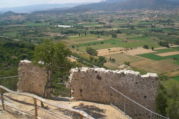 La Valle del Cedrino vista dal Castello di Pontes