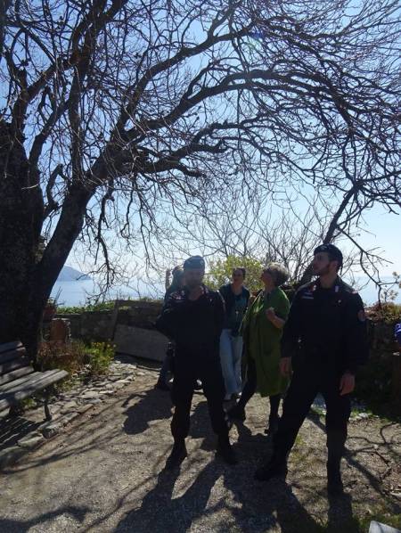 Foto V Giornata de I Parchi Letterari con i Carabinieri Parco Cinque Terre  4