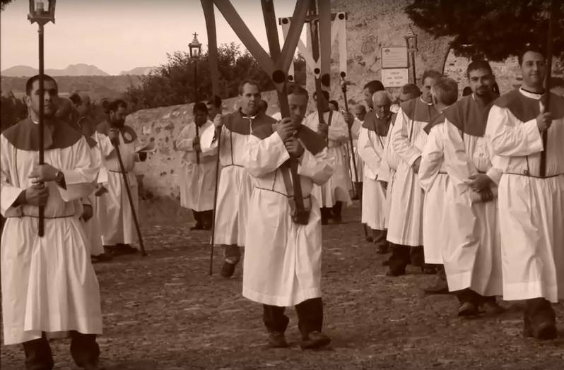 Foto #iorestoacasa e partecipo a Sa Chita Santa a Galtellì. A cura de Sos Cantores de Garteddi 3