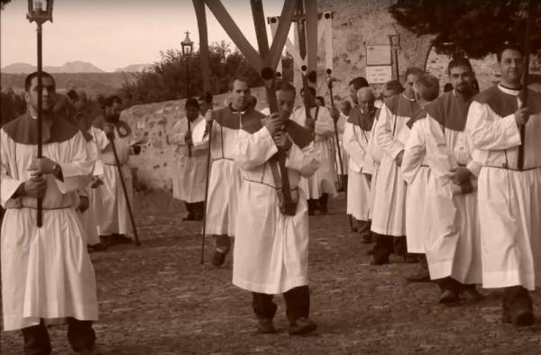 Foto Sa Chita Santa. La Settimana Santa a Galtellì, nei luoghi di Canne al vento 6
